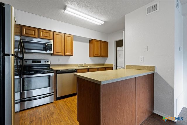 205 Craddock Avenue F5, San Marcos, TX 78666