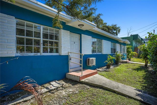 601 SW 6th Ave, Miami, FL 33130