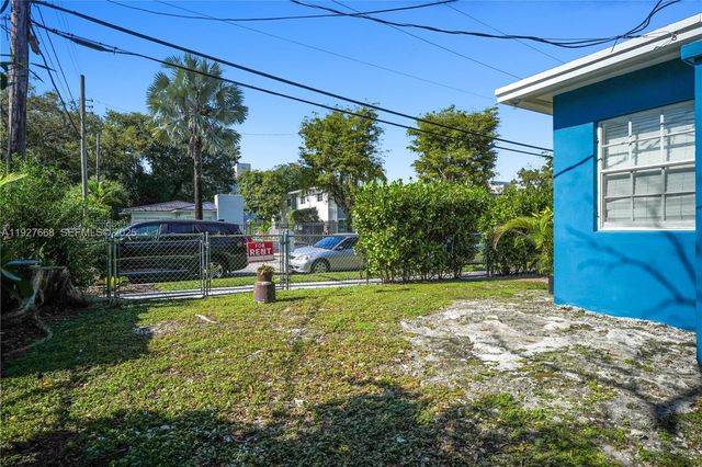 601 SW 6th Ave, Miami, FL 33130