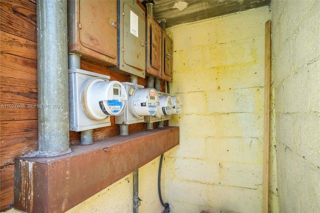 601 SW 6th Ave, Miami, FL 33130