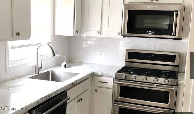 106 Leighton Avenue, Red Bank, NJ 07701