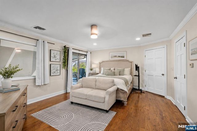4B Cove Lane, North Bergen, NJ 07047
