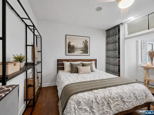 4B Cove Lane, North Bergen, NJ 07047