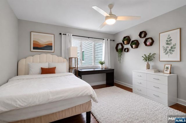 4B Cove Lane, North Bergen, NJ 07047