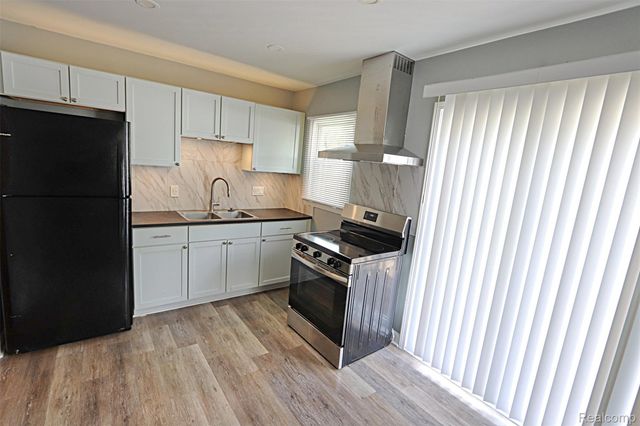 20023 Negaunee, Redford Charter Township, MI 48240