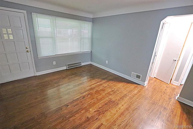 20023 Negaunee, Redford Charter Township, MI 48240