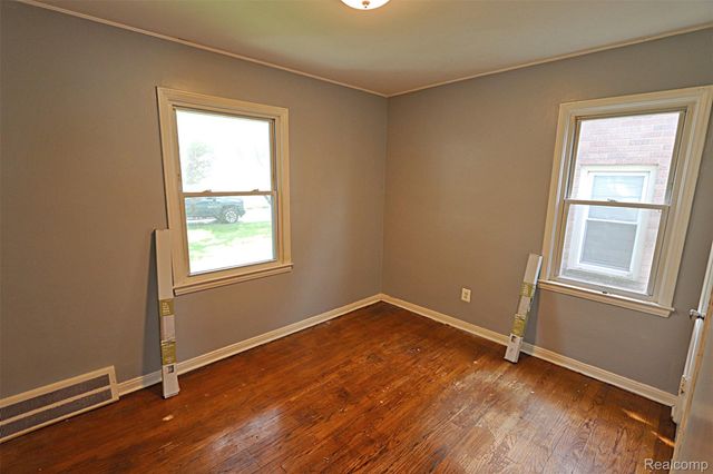 20023 Negaunee, Redford Charter Township, MI 48240