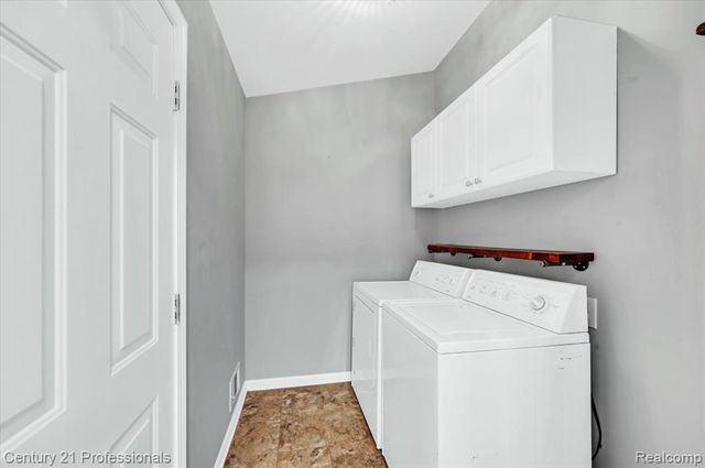 53611 County Line Road, New Baltimore, MI 48047