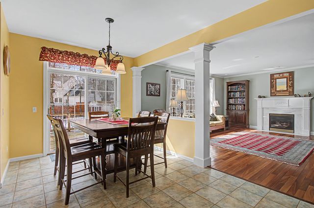 7 Debra Drive, Essex, VT 05452