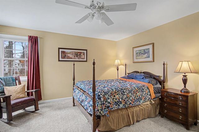 7 Debra Drive, Essex, VT 05452