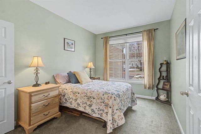 7 Debra Drive, Essex, VT 05452