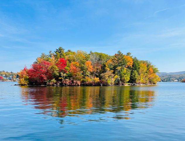 74 Paugus Park, Laconia, NH 03246