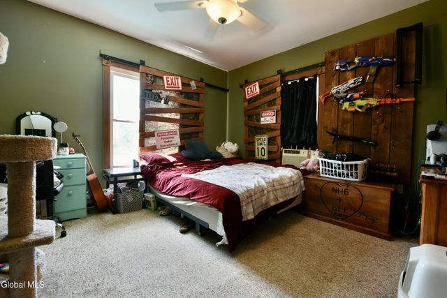 114 S Melcher St Extension, Johnstown, NY 12095