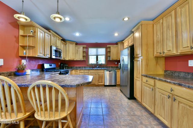 114 S Melcher St Extension, Johnstown, NY 12095