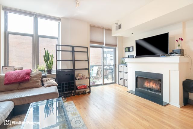 1201 W Adams Street 809, Chicago, IL 60607