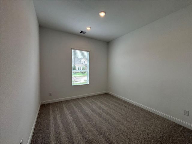 9203 Boardwalk Shore Drive, Baytown, TX 77521