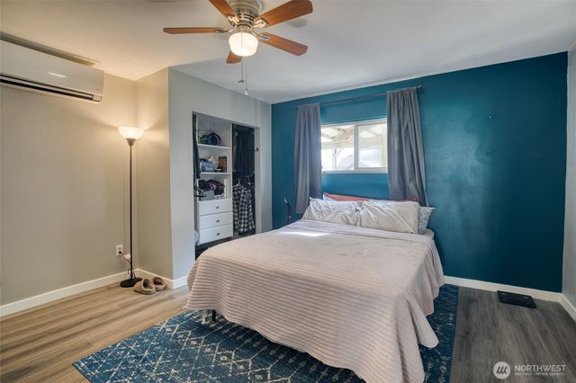 2824 Aberdeen Avenue, Hoquiam, WA 98550