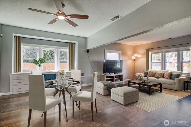 2824 Aberdeen Avenue, Hoquiam, WA 98550