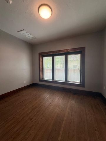 721 N Kickapoo Avenue, Shawnee, OK 74801