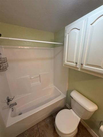721 N Kickapoo Avenue, Shawnee, OK 74801