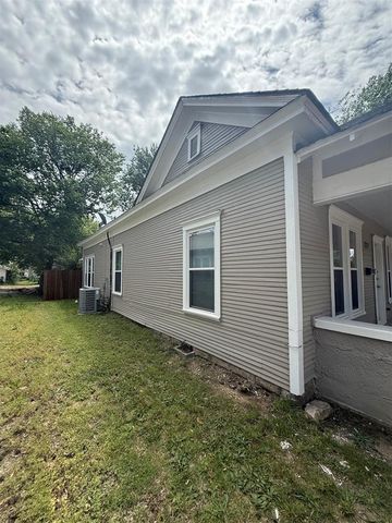 721 N Kickapoo Avenue, Shawnee, OK 74801
