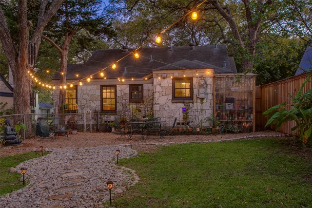 2519 W 10th Street, Dallas, TX 75211