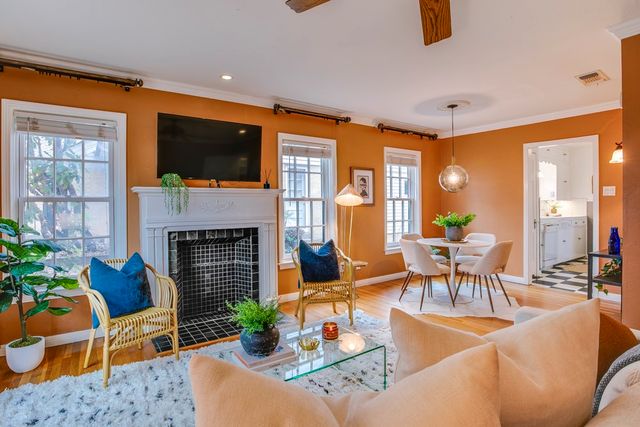 2519 W 10th Street, Dallas, TX 75211