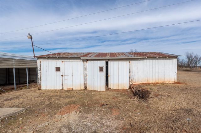 23973 Rangeline Road, Tecumseh, OK 74873