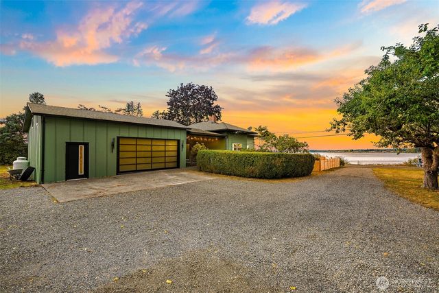 4701 Drayton Harbor Road, Blaine, WA 98230