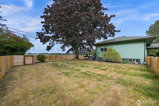 4701 Drayton Harbor Road, Blaine, WA 98230