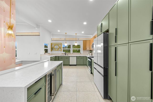 4701 Drayton Harbor Road, Blaine, WA 98230
