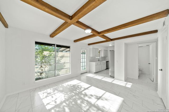 6106 Vance Jackson Rd Apt 50, San Antonio, TX 78230