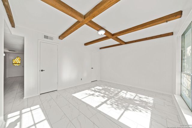 6106 Vance Jackson Rd Apt 50, San Antonio, TX 78230