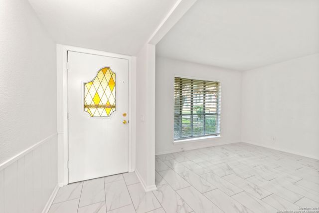 6106 Vance Jackson Rd Apt 50, San Antonio, TX 78230