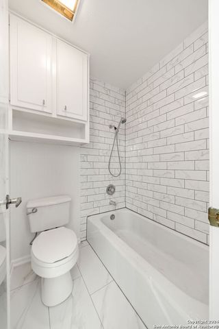 6106 Vance Jackson Rd Apt 50, San Antonio, TX 78230