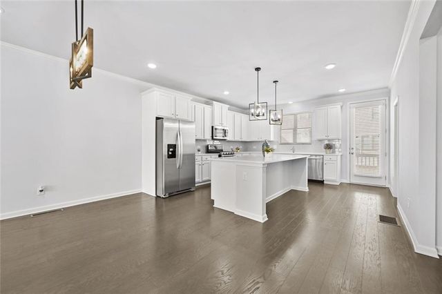 4362 White Spruce Alley, Doraville, GA 30360