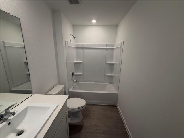 16815 Spotted Oak Drive, Hockley, TX 77447