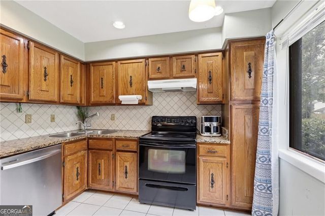1144 Country Court, Lawrenceville, GA 30044