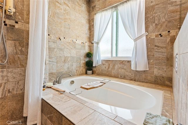 10332 Washington, South Gate, CA 90280