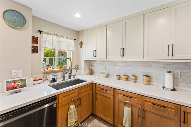 10332 Washington, South Gate, CA 90280