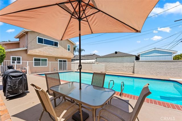 10332 Washington, South Gate, CA 90280