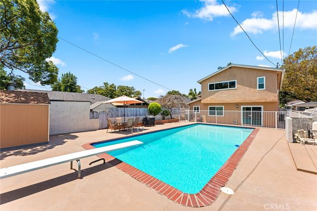 10332 Washington, South Gate, CA 90280
