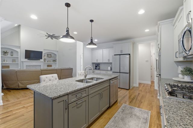 4050 Haversack Dr, Spring Hill, TN 37174