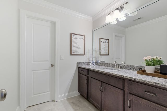 4050 Haversack Dr, Spring Hill, TN 37174