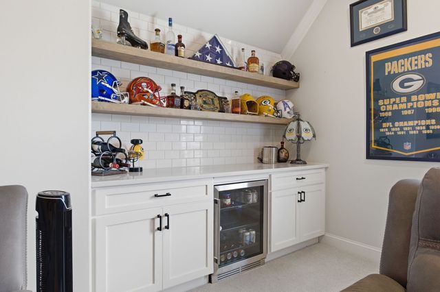 4050 Haversack Dr, Spring Hill, TN 37174