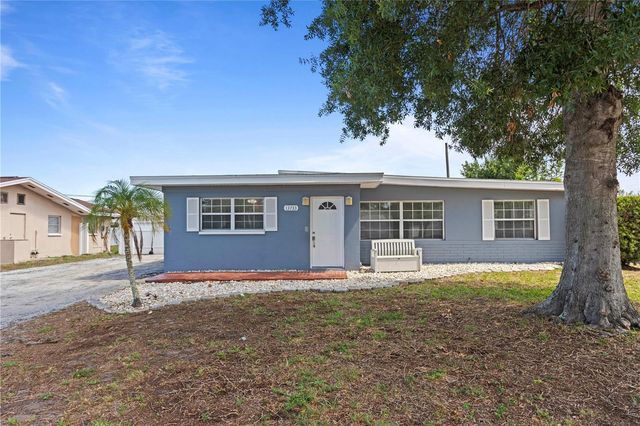 13733 TRINIDAD DRIVE, Seminole, FL 33776