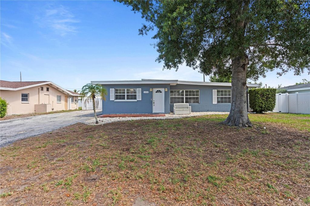 13733 TRINIDAD DRIVE, Seminole, FL 33776
