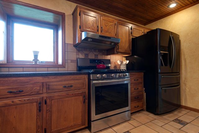 3975 N Stewart Avenue, Springfield, MO 65803