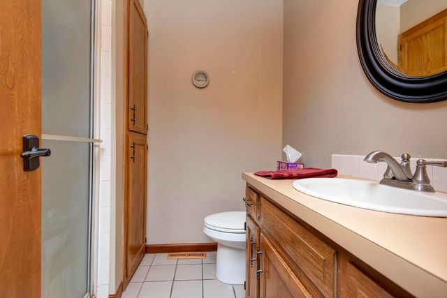 3975 N Stewart Avenue, Springfield, MO 65803