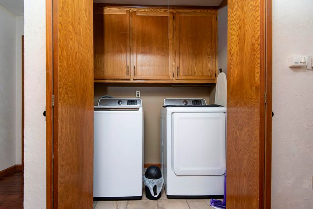 3975 N Stewart Avenue, Springfield, MO 65803